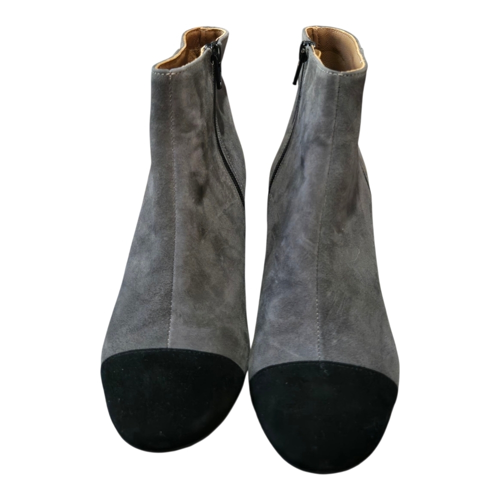 Brenda Zaro Chic Gray and Black Ankle Booties, Size 39